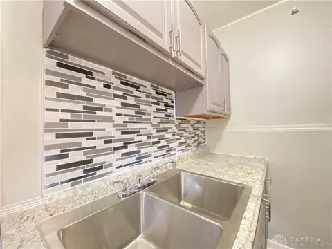 617 N Belmont Ave, Springfield, OH 45503 photo 15