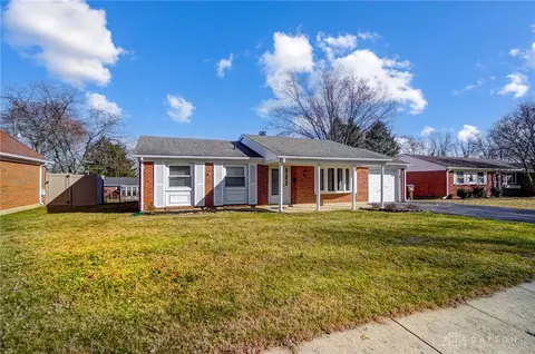 204 Oswald Dr, Union, OH 45322