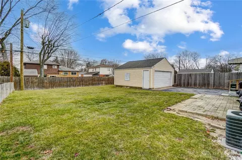 1429 Dutchess Ave, Dayton, OH 45420 photo 39