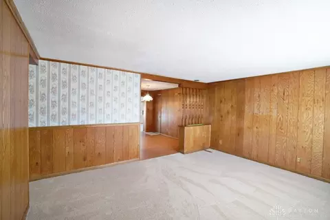 922 Castro Ln, Cincinnati, OH 45246 photo 5