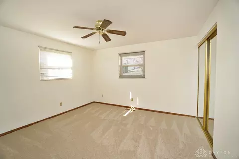 922 Castro Ln, Cincinnati, OH 45246 photo 20