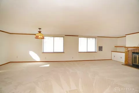 922 Castro Ln, Cincinnati, OH 45246 photo 17