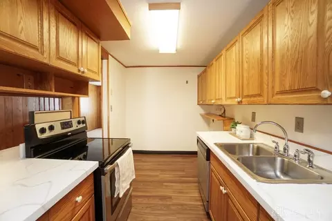 922 Castro Ln, Cincinnati, OH 45246 photo 13