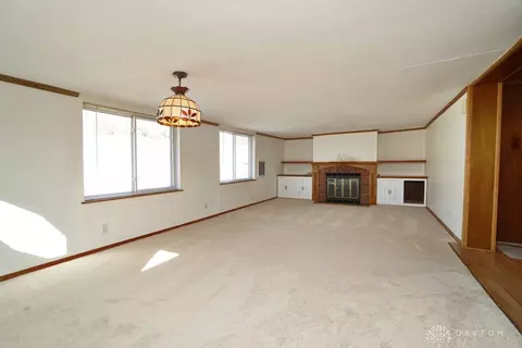 922 Castro Ln, Cincinnati, OH 45246 photo 14