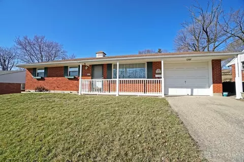 922 Castro Ln, Cincinnati, OH 45246 photo 3