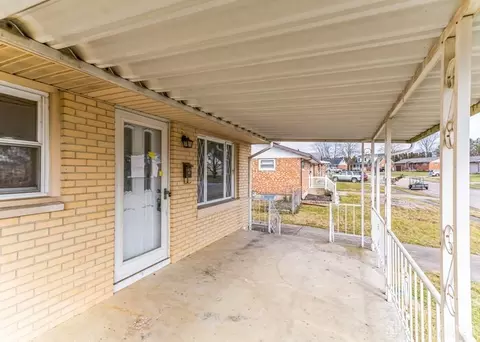 1836 Elaina Dr, Springfield, OH 45503 photo 8