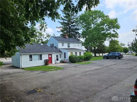 3905 Far Hills Ave, Kettering, OH 45429 photo 4