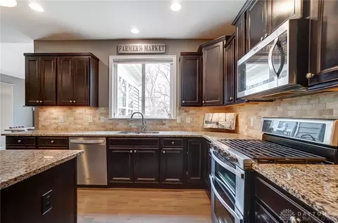 75 Willow Grove Dr, Springboro, OH 45066 photo 25