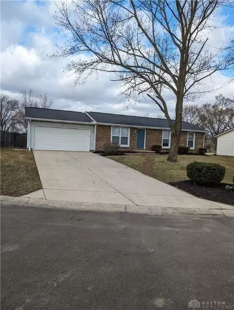 107 Topsfield Farm Cir, Englewood, OH 45322