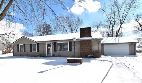 716 Hedwick St, New Carlisle, OH 45344