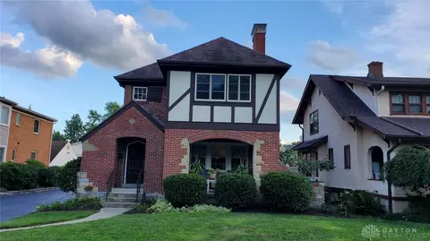 316-318 Forrer Blvd, Oakwood, OH 45419