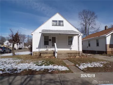 301 Ashwood Ave, Dayton, OH 45405