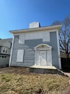 1007 N Limestone St, Springfield, OH 45503