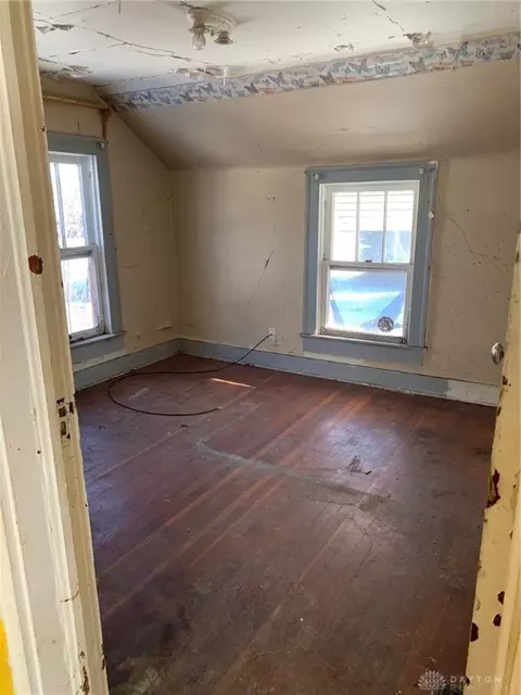 652 E Southern Ave, Springfield, OH 45505 photo 10