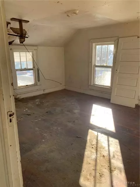 652 E Southern Ave, Springfield, OH 45505 photo 11