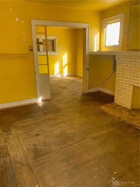 652 E Southern Ave, Springfield, OH 45505 photo 6