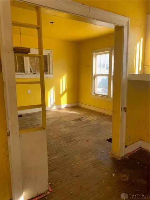 652 E Southern Ave, Springfield, OH 45505 photo 7