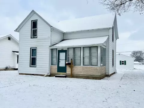 407 Linden Ave, Piqua, OH 45356