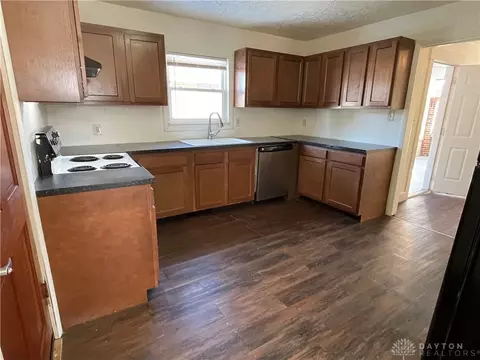 2813 Haig Ave, Kettering, OH 45419 photo 9