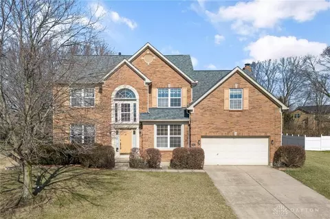 1245 Spring Ash Dr, Washington Township, OH 45458