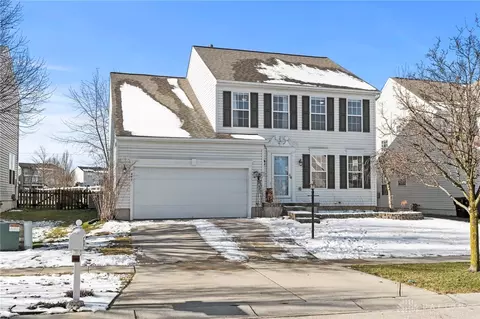 447 Stanton Dr, Springboro, OH 45066 photo 2
