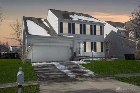447 Stanton Dr, Springboro, OH 45066