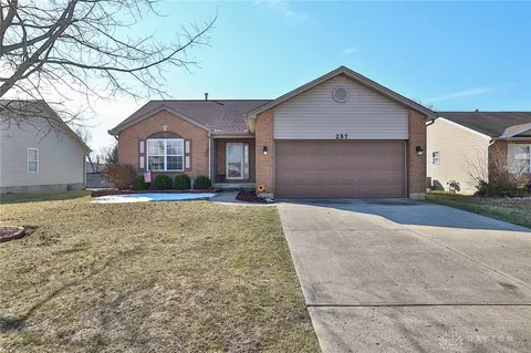 257 Greenwood Ln, Trenton, OH 45067