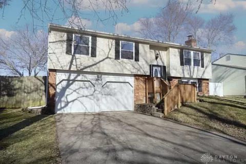 11412 Lyncross Dr, Cincinnati, OH 45240 photo 2