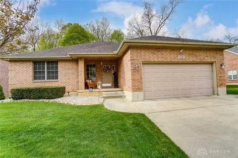 1730 Swindon Ct, Fairborn, OH 45324