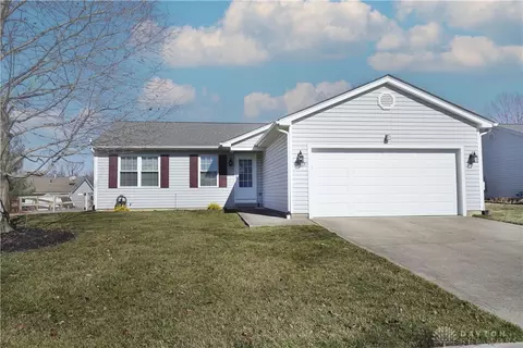 430 Crossbow Dr, Maineville, OH 45039
