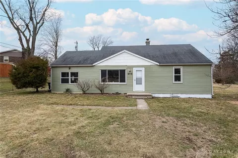 975 S Linden Ave, Miamisburg, OH 45342