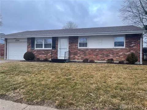 1704 Amherst Ave, Piqua, OH 45356