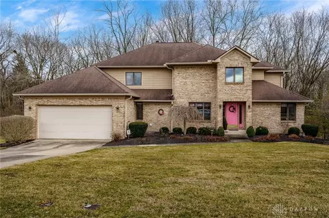 6584 Stillcrest Way, Dayton, OH 45414