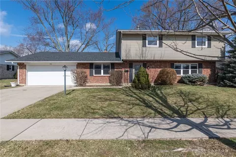 1025 Carlo Dr, Kettering, OH 45429 photo 2