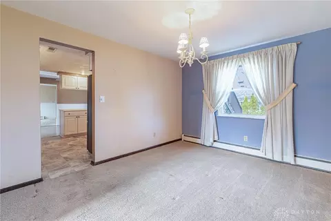 1025 Carlo Dr, Kettering, OH 45429 photo 6