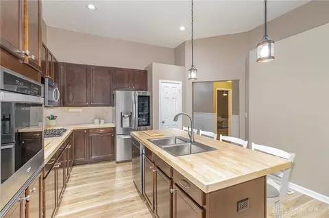 669 Hafton Ct, Maineville, OH 45039 photo 12