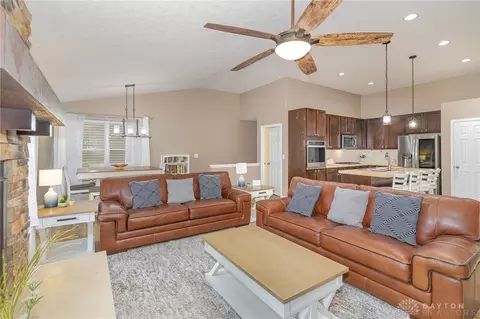 669 Hafton Ct, Maineville, OH 45039 photo 16