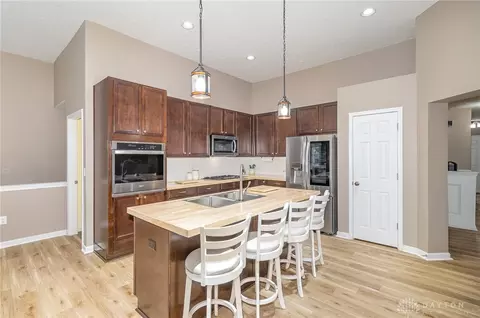 669 Hafton Ct, Maineville, OH 45039 photo 11