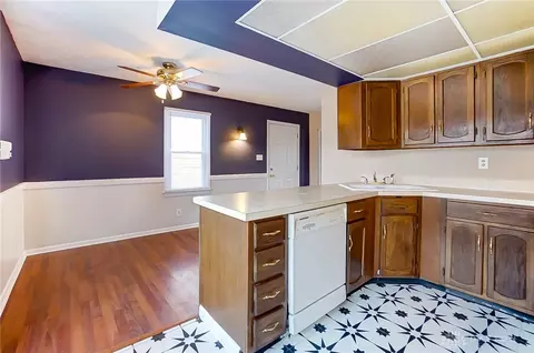 2140 E Bataan Dr, Dayton, OH 45420 photo 6