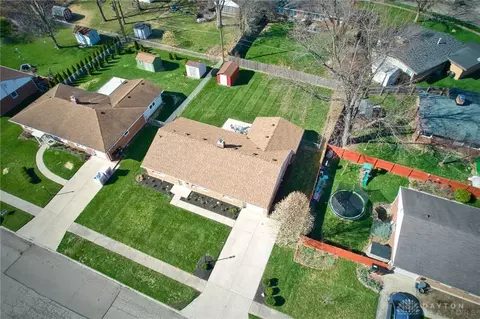 921 Hollendale Dr, Kettering, OH 45429 photo 32