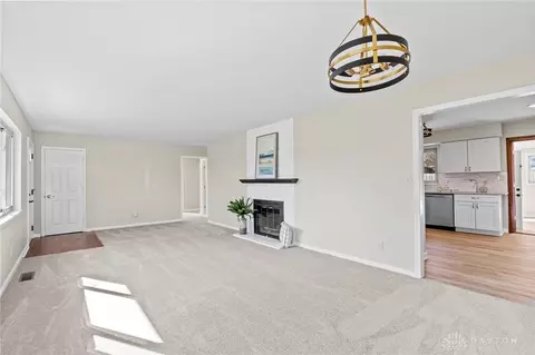 921 Hollendale Dr, Kettering, OH 45429 photo 7