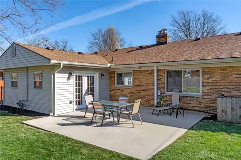 921 Hollendale Dr, Kettering, OH 45429 photo 27
