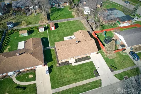 921 Hollendale Dr, Kettering, OH 45429 photo 30