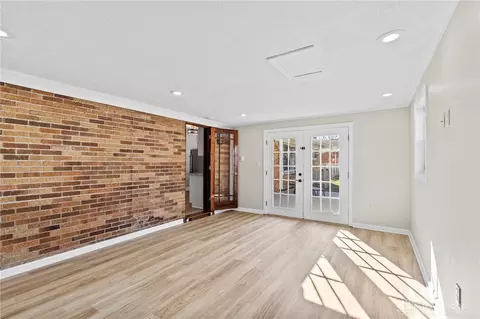 921 Hollendale Dr, Kettering, OH 45429 photo 16
