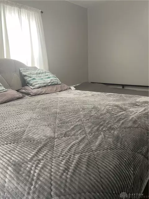 401 N Walnut St, Eaton, OH 45320 photo 7