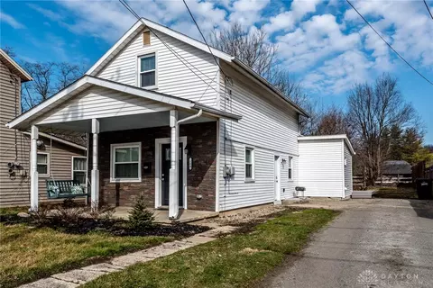 160 E Pike St, Morrow, OH 45152 photo 2