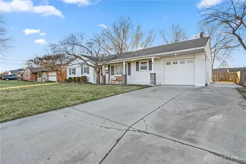 3605 Maryknoll Dr, Dayton, OH 45429 photo 2
