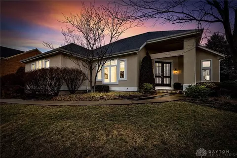4010 Royal Dornoch Ln, Mason, OH 45040