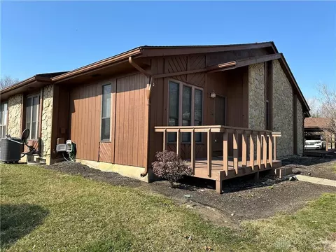 4727 Caprice Dr, Middletown, OH 45044