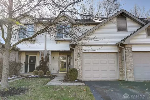 8571 Timber Park Dr, Dayton, OH 45458